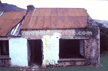 DERELICT COTTAGE
