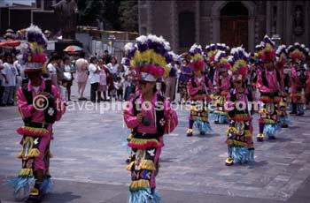 DANCERS