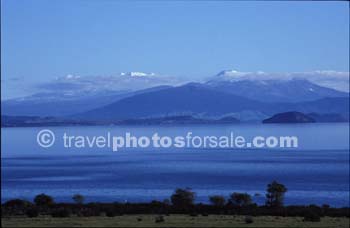 LAKE TAUPO