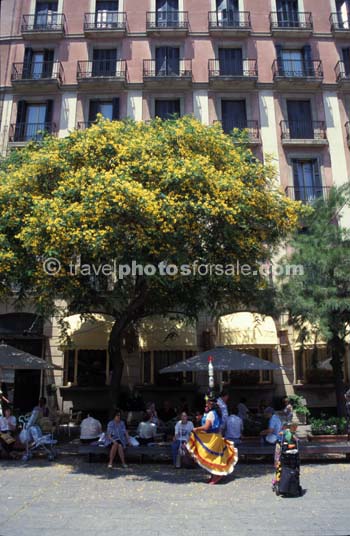 BARCELONA CAFE