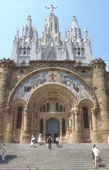 CHURCH ON MOUNT TIBIDABO