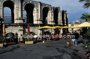 OUTDOOR RESTAURANT