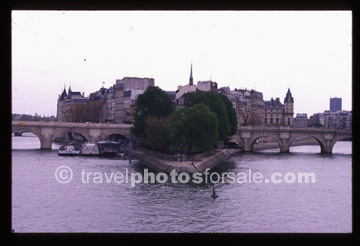 ILE DE LA CITE