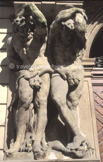 TYPICAL BUILDING SCULPTURES