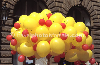 BALLOONS